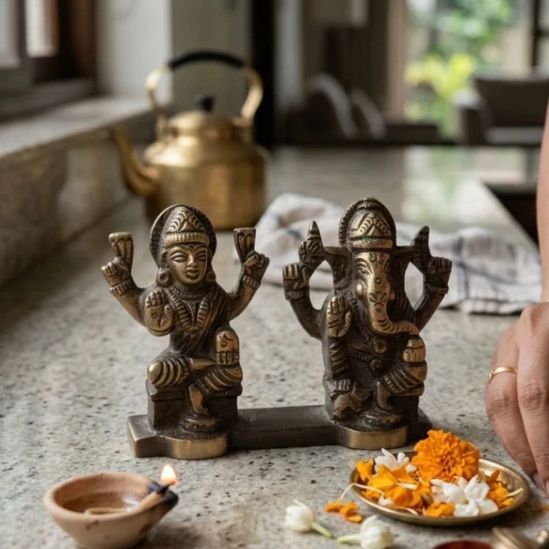 Dluxdekor - Laxmi Idols